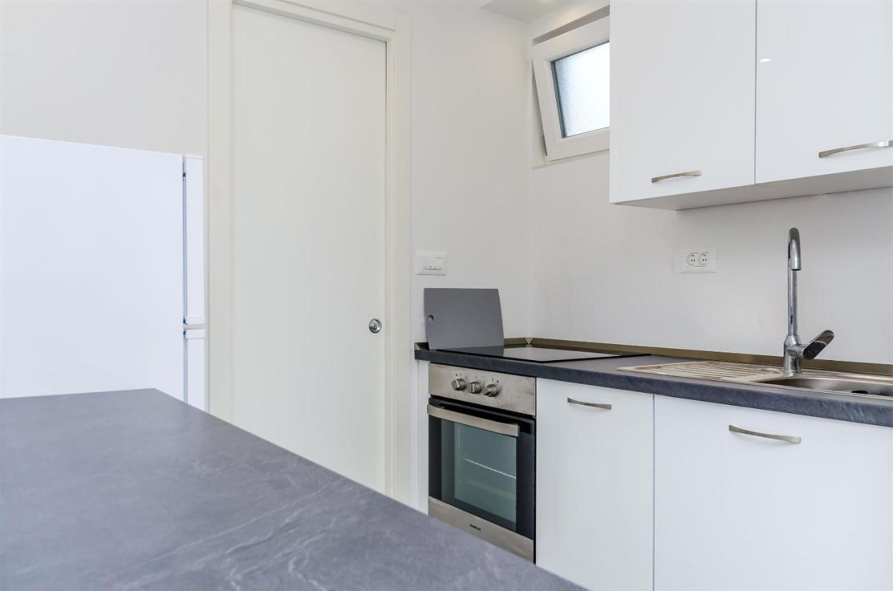 Apartments Milan Rogoznica  Luaran gambar