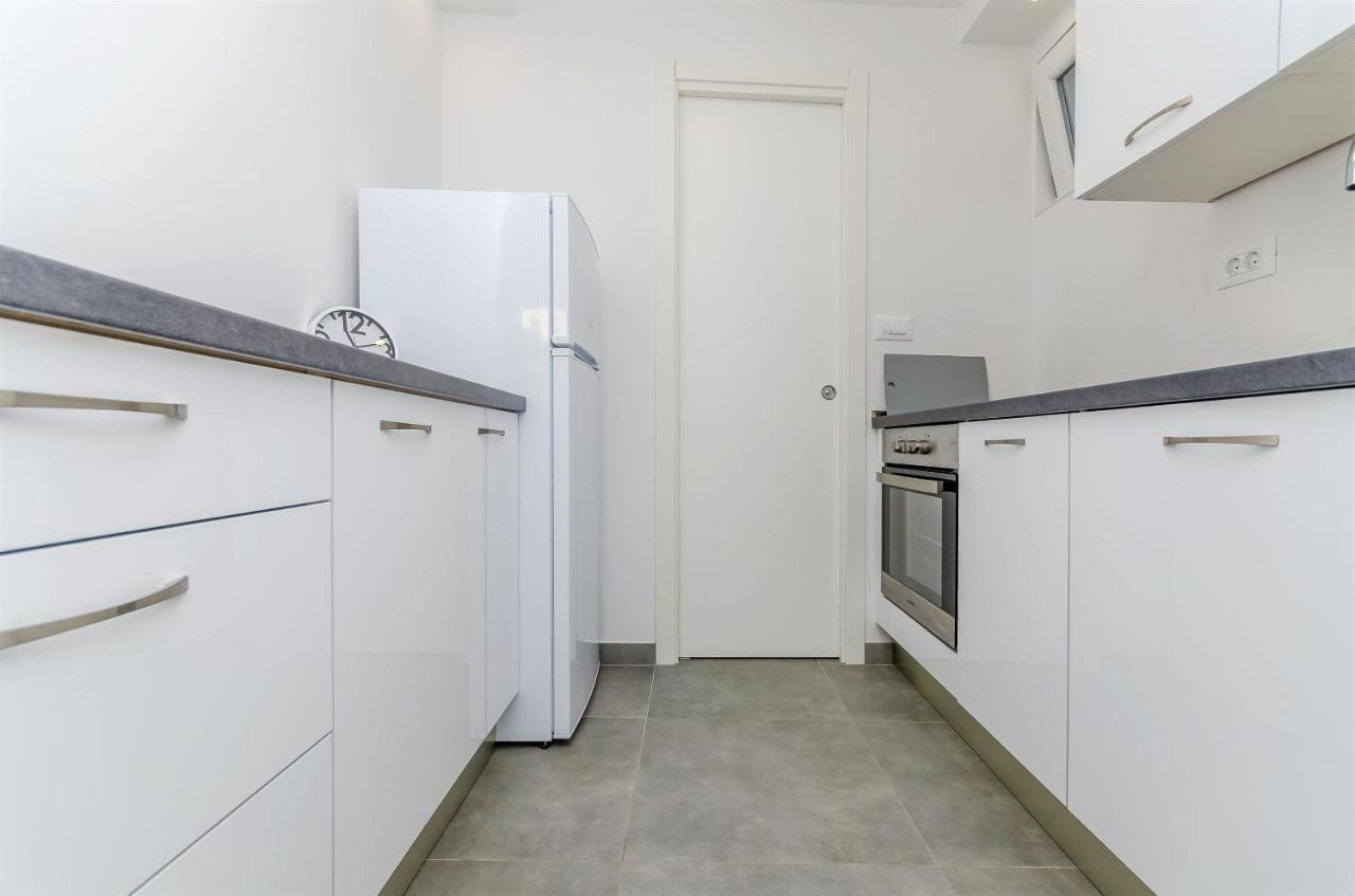 Apartments Milan Rogoznica  Luaran gambar
