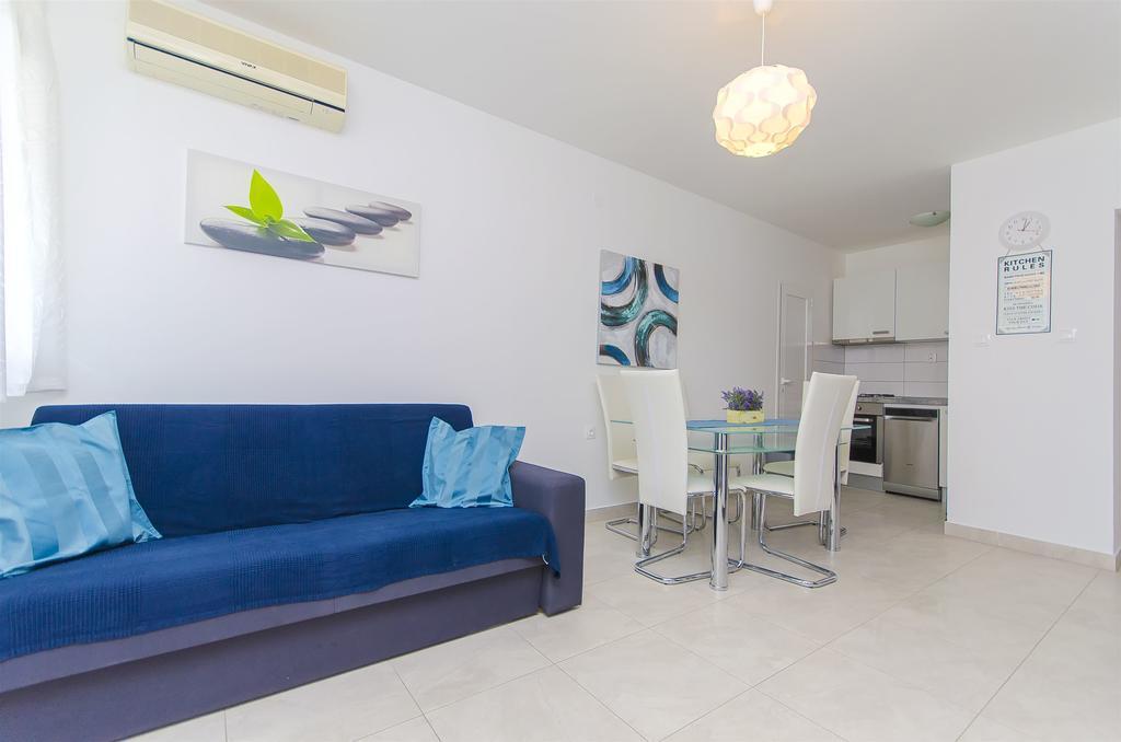 Apartments Milan Rogoznica  Luaran gambar